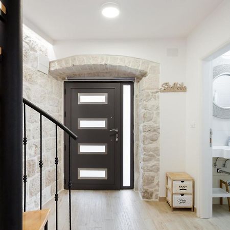 House Rokastone Apartment สปลิท ภายนอก รูปภาพ