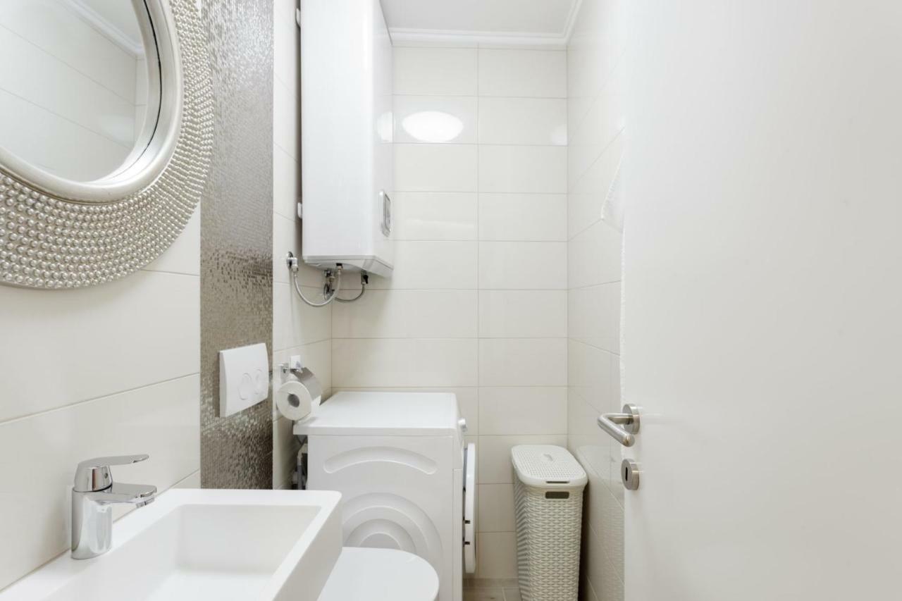 House Rokastone Apartment สปลิท ภายนอก รูปภาพ