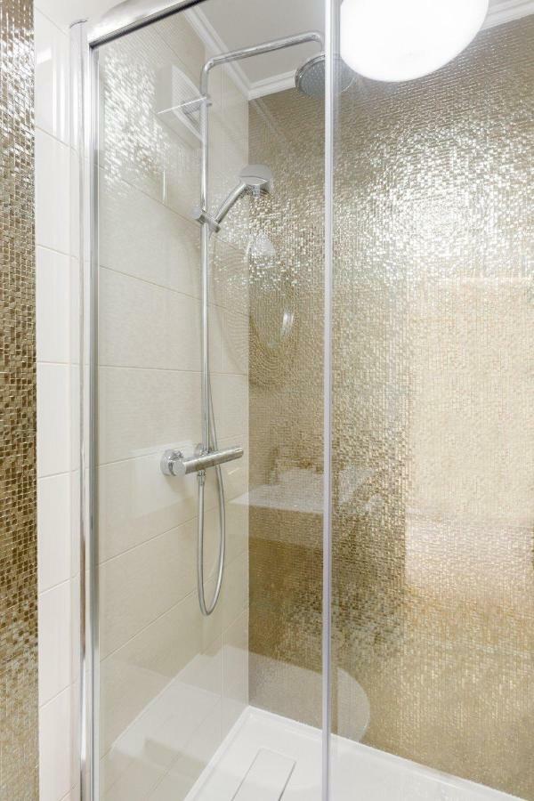House Rokastone Apartment สปลิท ภายนอก รูปภาพ